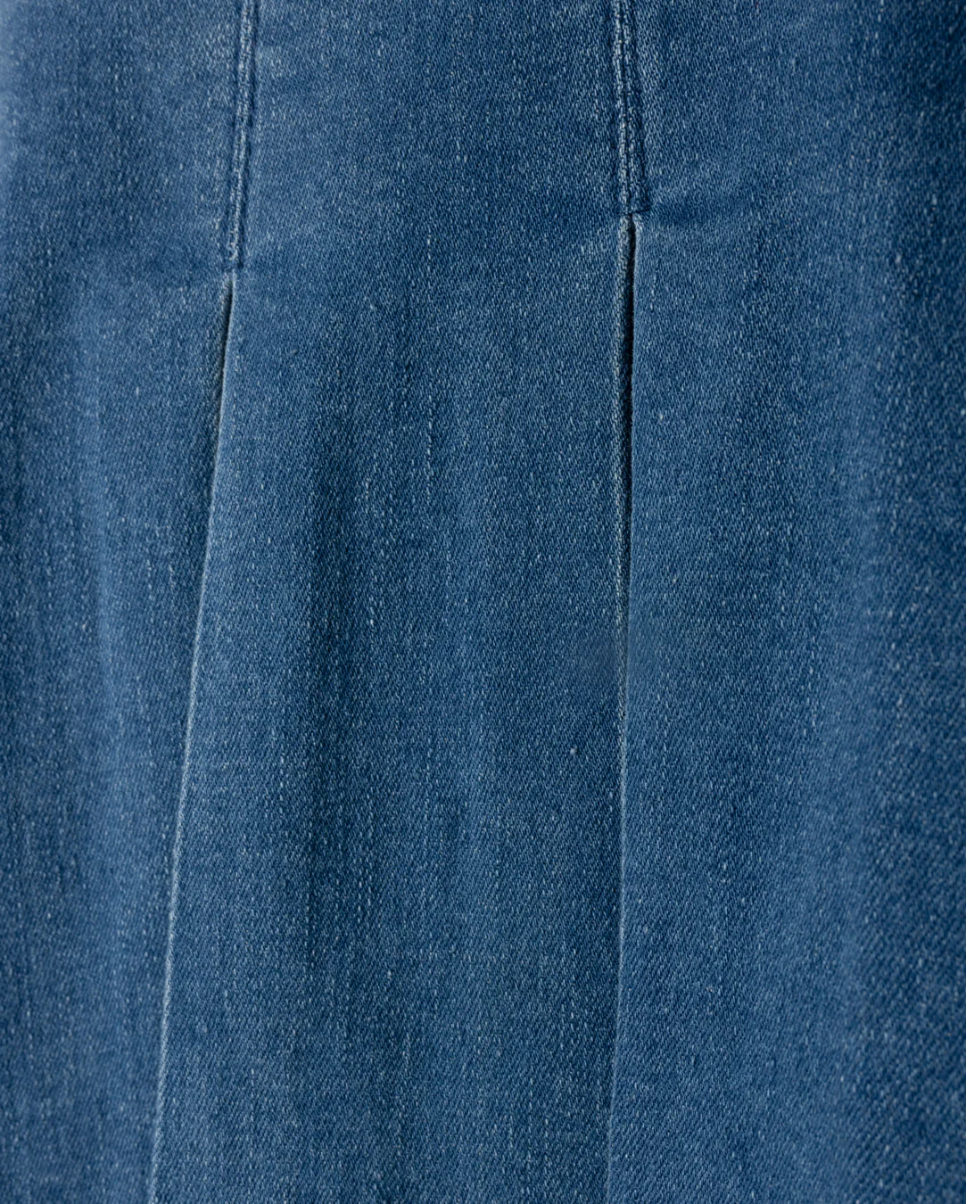 CABANA DENIM PLEATED BUTTON WAIST SKIRT [FINAL SALE] - Image 2