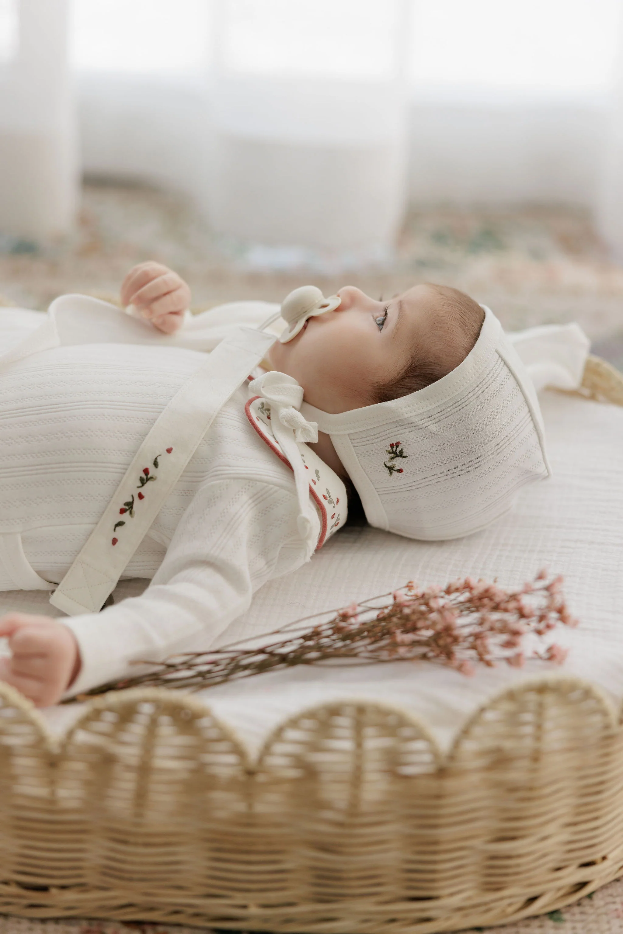 ELYS & CO IVORY/PINK FLORAL EMBROIDERED FOOTIE + BONNET - Image 2