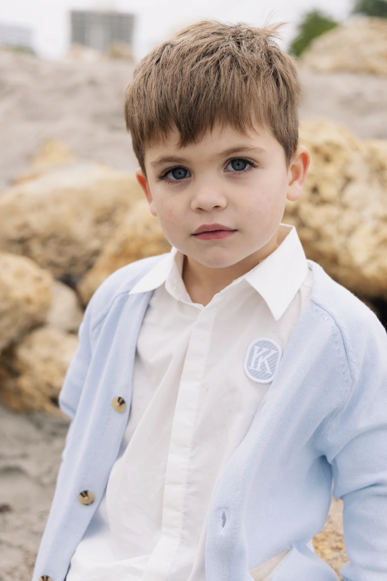 KIN & KIN WHITE/LIGHT BLUE APPLIQUE SHIRT [FINAL SALE] - Image 2