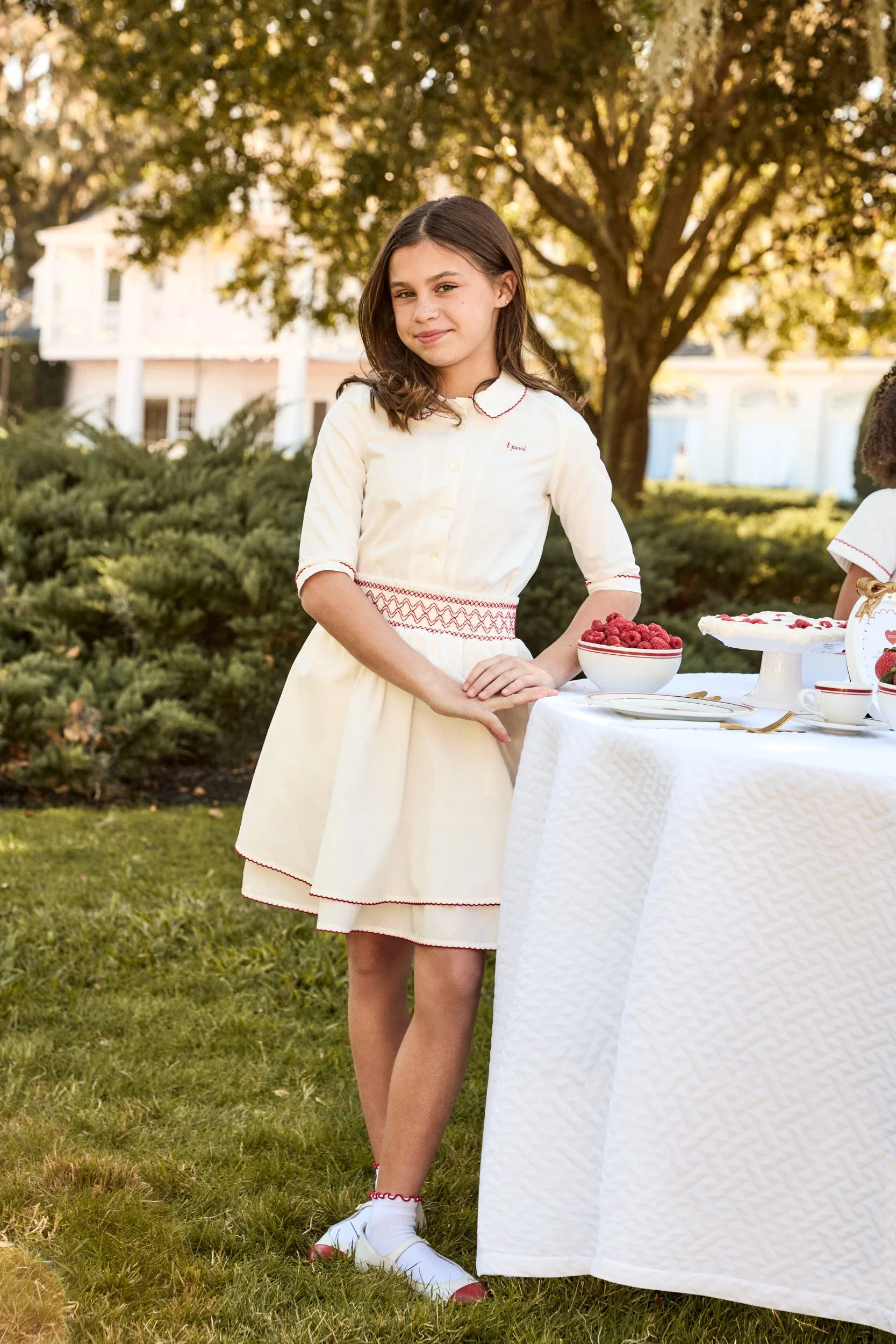 LITTLE PARNI WHITE SMOCKED WAIST SKIRT [FINAL SALE] - Image 2