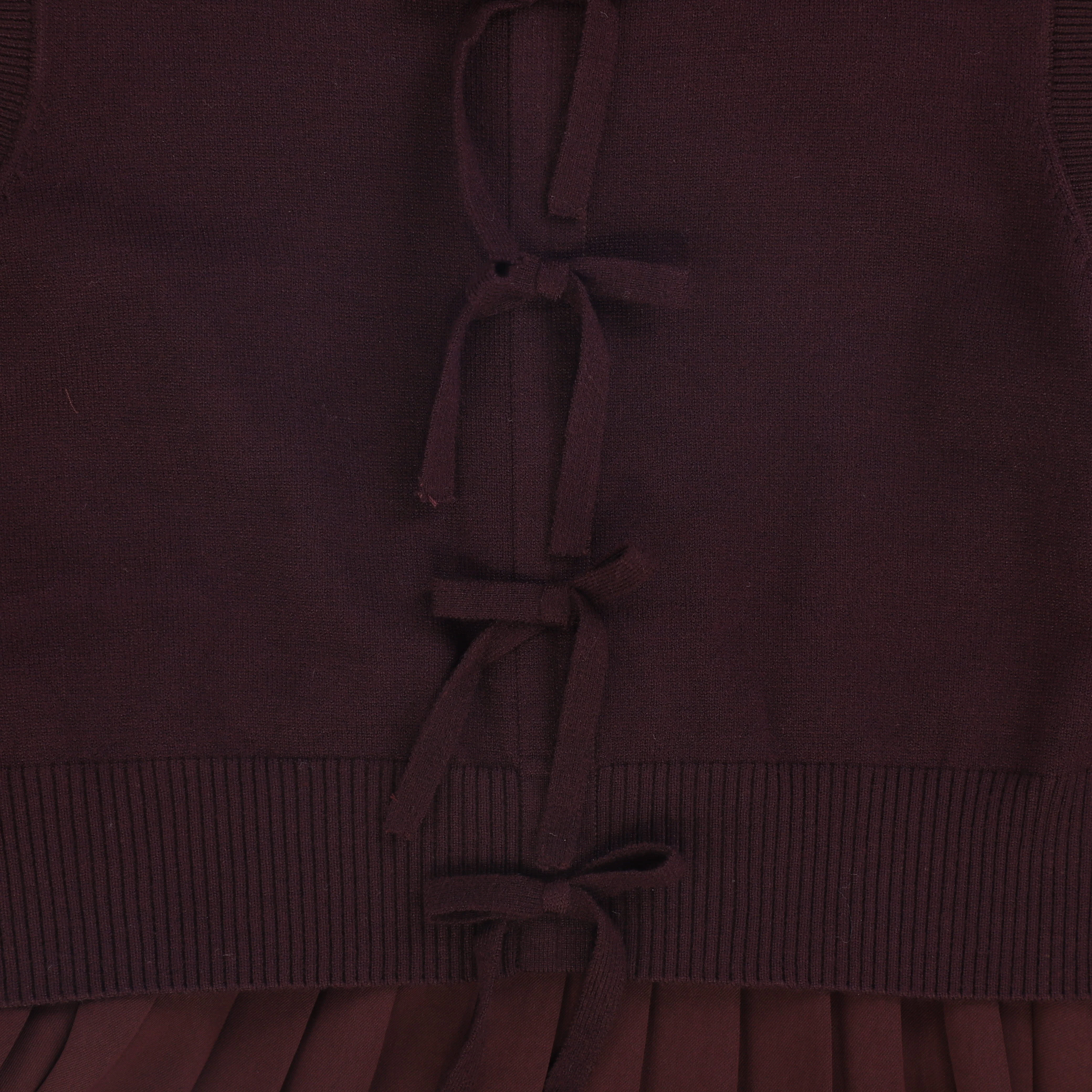 MINIMAL BURGUNDY KNIT OVERLAY PLEATED DRESS [FINAL SALE] - Image 2